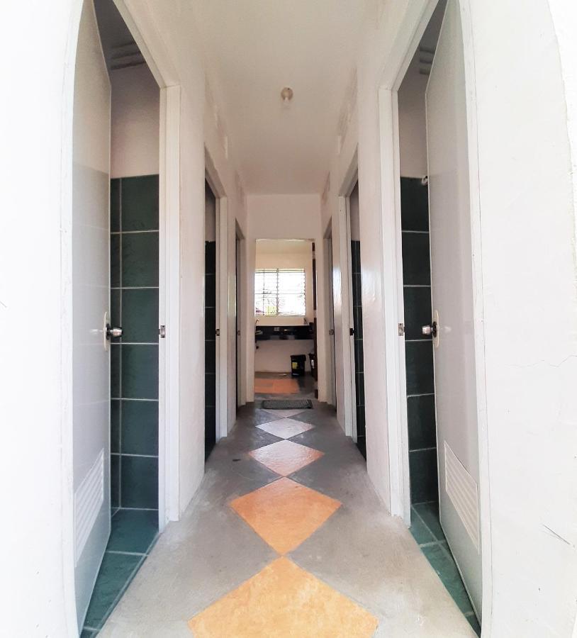 Ese House Hotel Dumaguete City Bagian luar foto