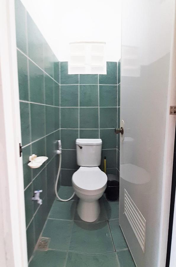 Ese House Hotel Dumaguete City Bagian luar foto